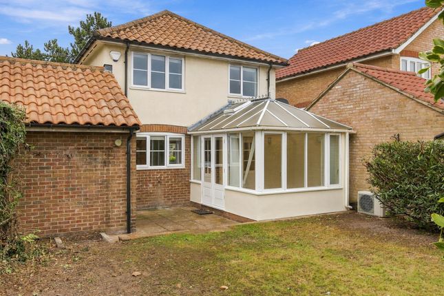 4, Felsham Chase, Cambridge photo 4