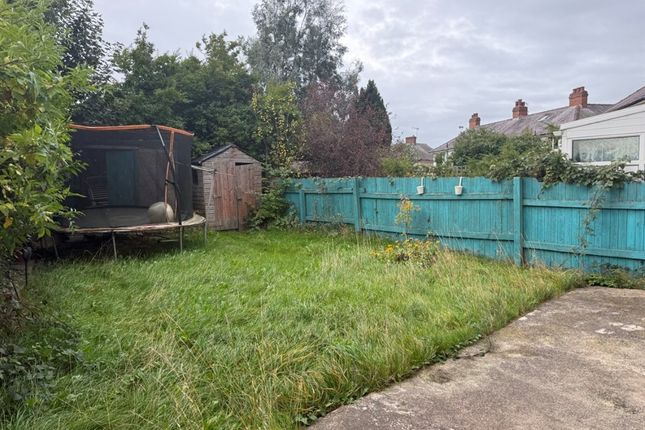 Hirst Wood Crescent, SHIPLEY photo 2