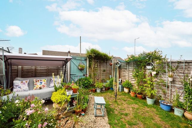 43, Pomfrett Gardens, Bristol photo 3