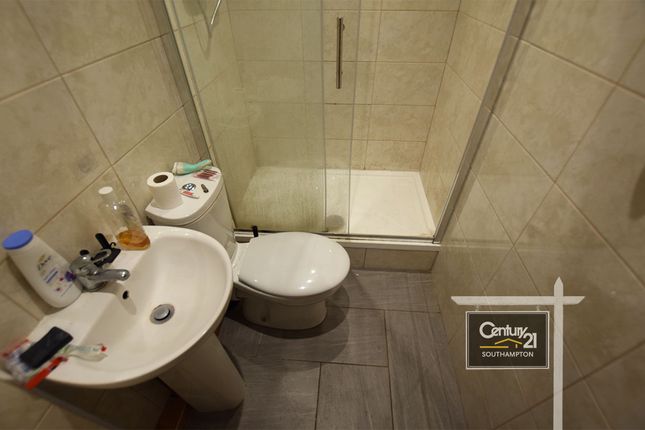 Flat 7,  43, London Road, Southampton photo 3