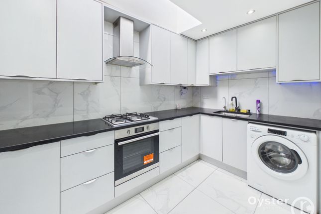 121 Long Elmes, Harrow photo 4
