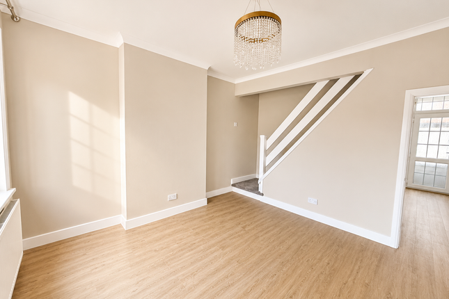 24, Spencer Street, Leicester photo 3