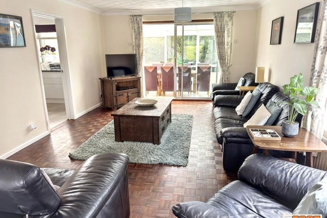 14, North Shore Road, Hayling Island photo 2