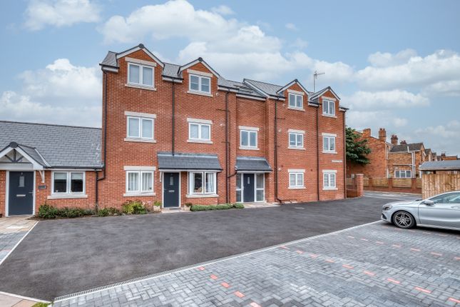 Property For Sale In Worcester Buy Properties In Worcester Zoopla