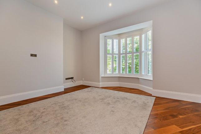8646631-Interior17-800.Jpg