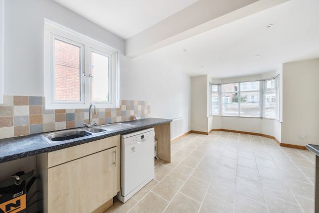 74a, Manor Farm Road, Southampton photo 4