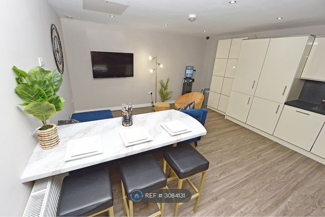 Aughton St, Ormskirk photo 3