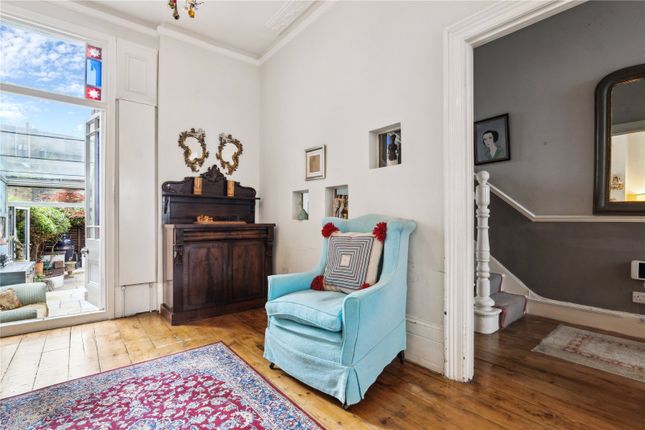 22, Lindore Road, London photo 4