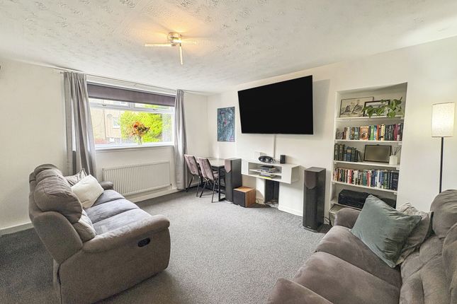 16, Innerwood Road, Kilwinning photo 2