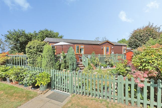 2-bed caravan on Lodge 8, Lakeside, Yaxham Waters, Dereham, £120,000