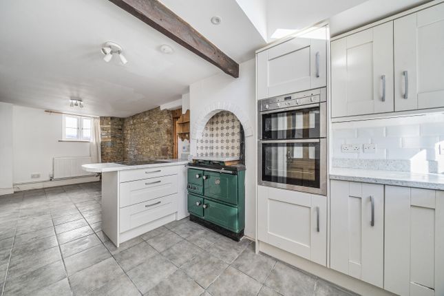 Jubilee Cottage,, Kingsbury Episcopi, Martock photo 4
