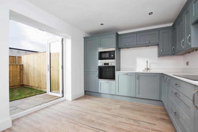 5, Neareys Close, Waddington, Lincoln, Lincolnshire, LN5 photo 3