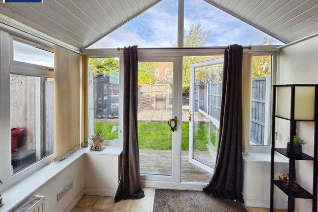 16, Ivy House Court, Scunthorpe photo 4