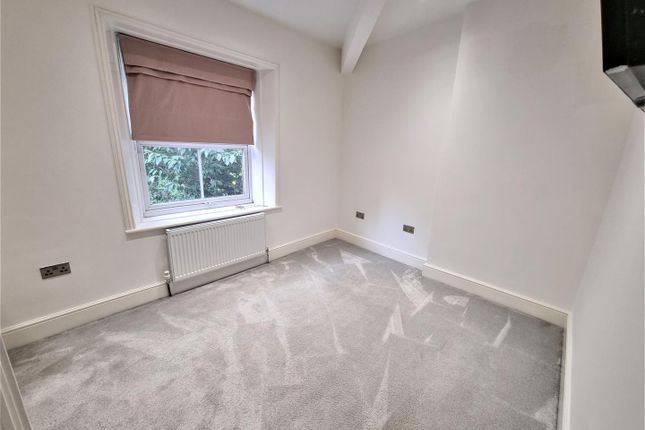 90, Town Street, Pudsey photo 5