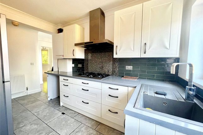 103, North Western Avenue, Hertfordshire photo 5