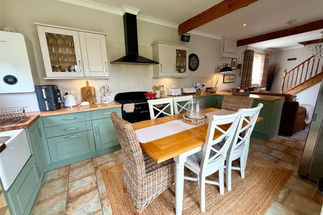 5, Priory Lodge Drive, Pembrokeshire photo 4