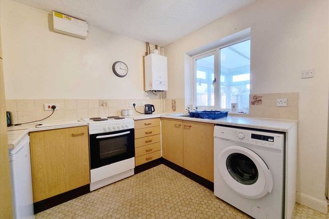 1, Norwich Close, Sleaford photo 3