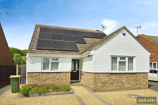 Thumbnail Detached bungalow to rent in Rectory Avenue, Rochford