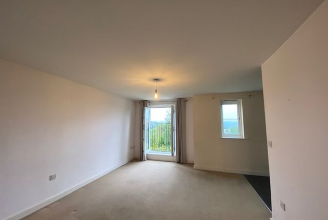 92, Waltheof Road Sheffield photo 5