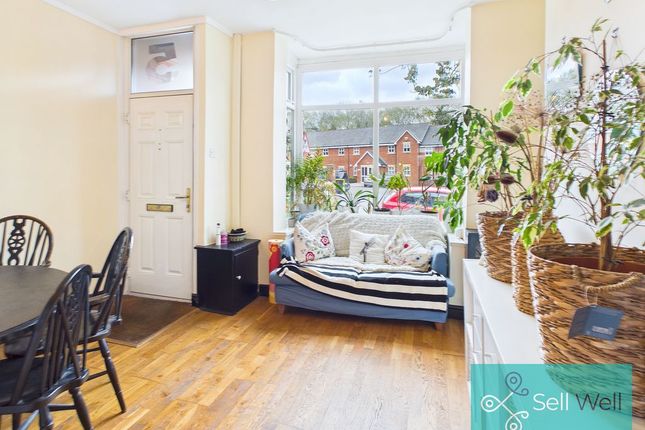 5, Parsonage Road, Manchester photo 3
