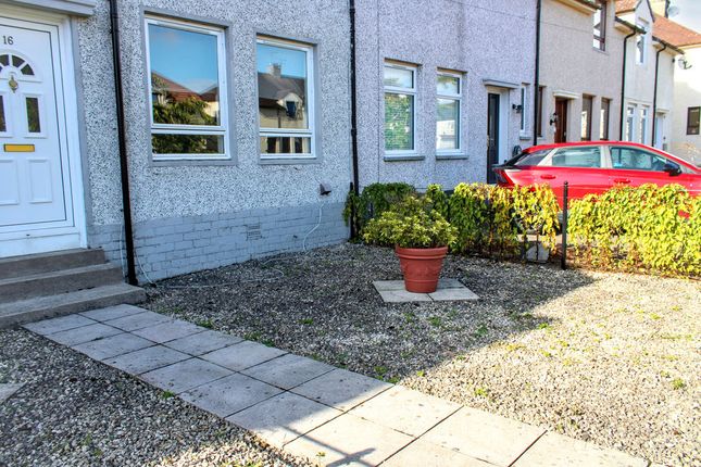 16, Stanton Avenue, Alloa photo 2