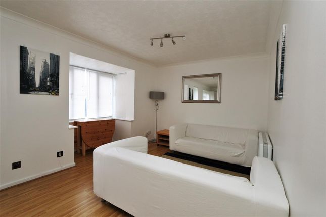 Flat to rent in Kipling Drive, Colliers Wood, London