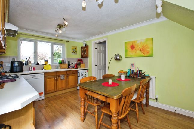 37, Barrington Place, Somerset photo 3