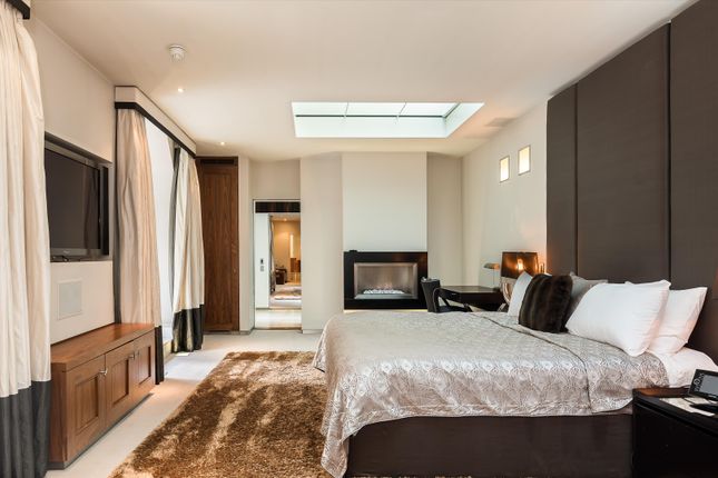 Detached house for sale in Brick Street, Mayfair, London