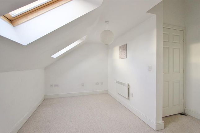 97, Forge Lane, Oughtibridge photo 5