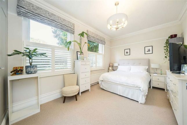 8, Cavendish Gardens, London photo 4