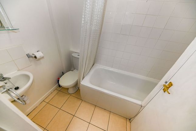 Flat 1, 63 London Road, Waterlooville photo 5