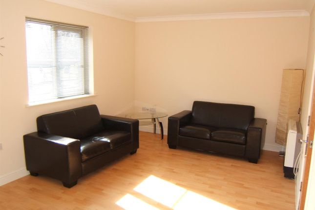 Flat for sale in Lantern Court, Hall Lane, Manchester
