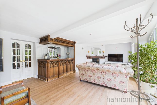 Cam05283G0-Pr0050-Still015