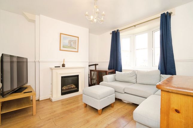 3, Park Crescent, Barnsley photo 2