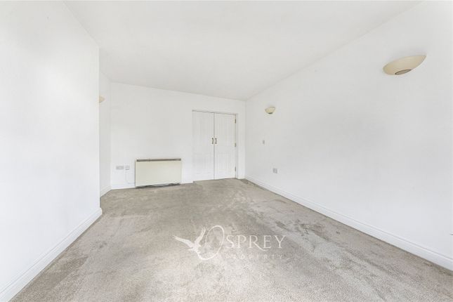 Flat 4,, Bank Chambers, Oundle photo 4