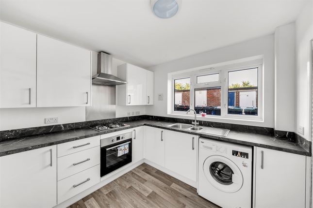 56, Courtlands Road, Portland photo 2
