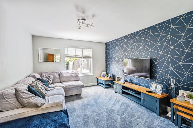 21, Willoughby Crescent, Eastbourne photo 2