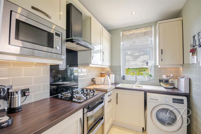 38, Clowne Road, Chesterfield photo 4