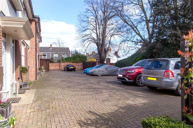 Terraced house to rent in West Hill Court, Kings Road, Henley-On-Thames, Oxfordshire