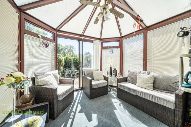 103D, Goodenough Way, Coulsdon photo 4
