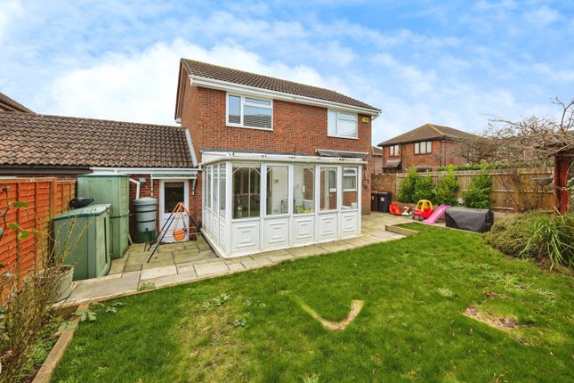 Link-detached house for sale in Raleigh Close, Willesborough, Ashford