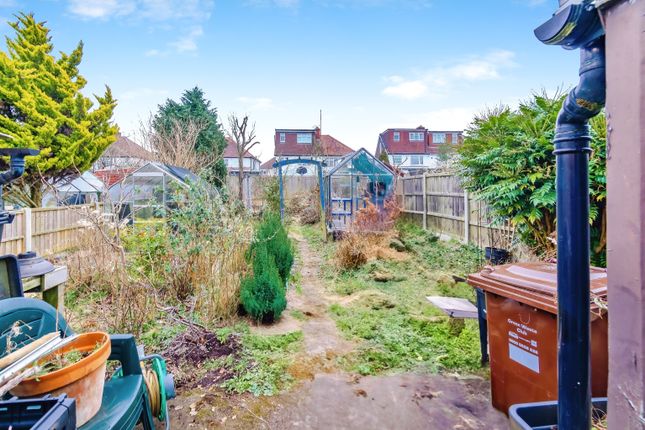 67, Addison Road, Surrey photo 3