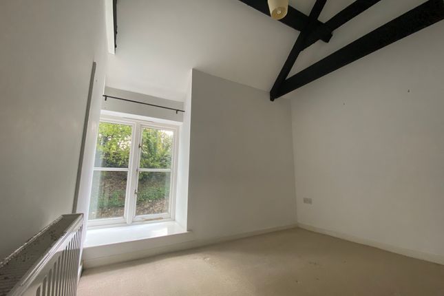 Cottage to rent in The Square, Broadwindsor