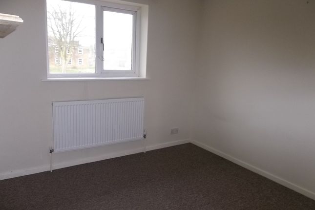 28, Capper Avenue, Gainsborough photo 4
