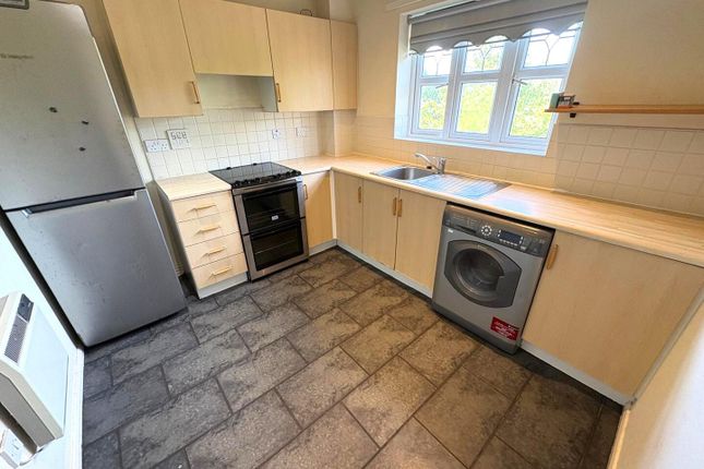 44, New Heyes, Neston photo 2