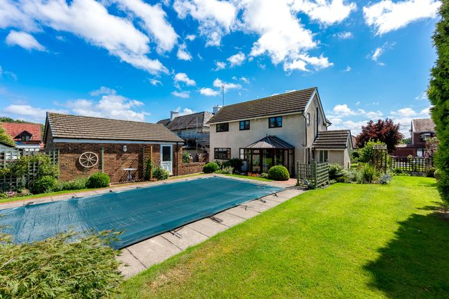 21 Mesne Lea Road, Manchester photo 4