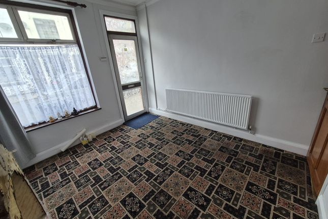 33, Grove Road, Leicester photo 3