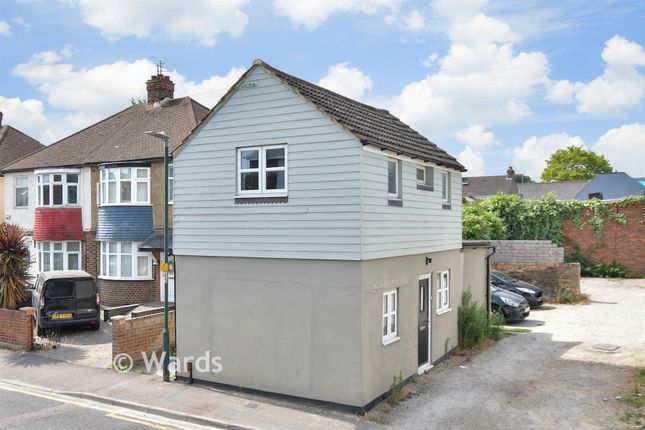1C, Solomon Road, Gillingham photo 2