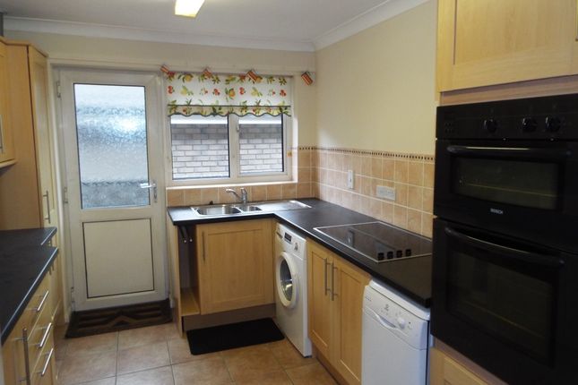 48, Poole photo 2