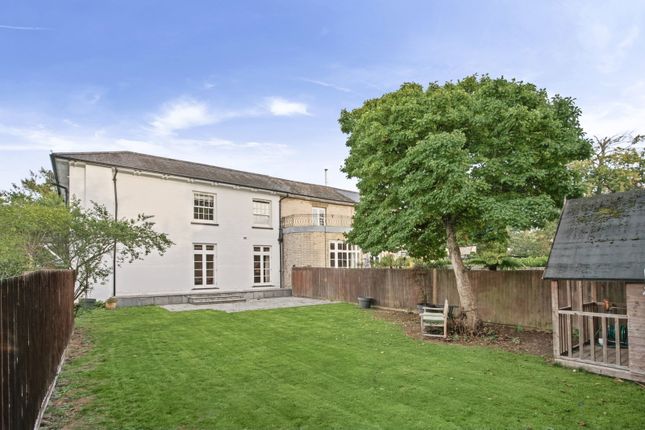 60 High Street, Ingatestone photo 3